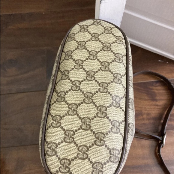 Vintage Gucci monogram BucketBag- Likers offer is Final price. - Picture 7 of 12